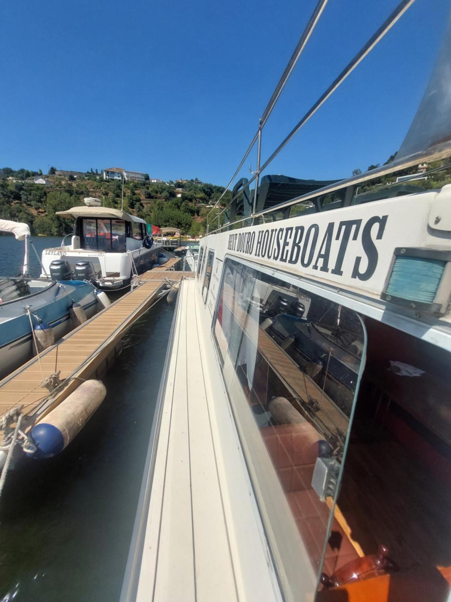 فندق Douro Houseboats Marco de Canavezes المظهر الخارجي الصورة